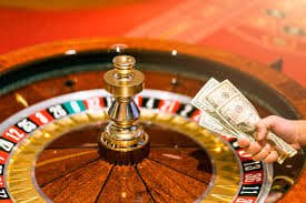 Piala AFF market with game information and participant count in Top Trend Gaming